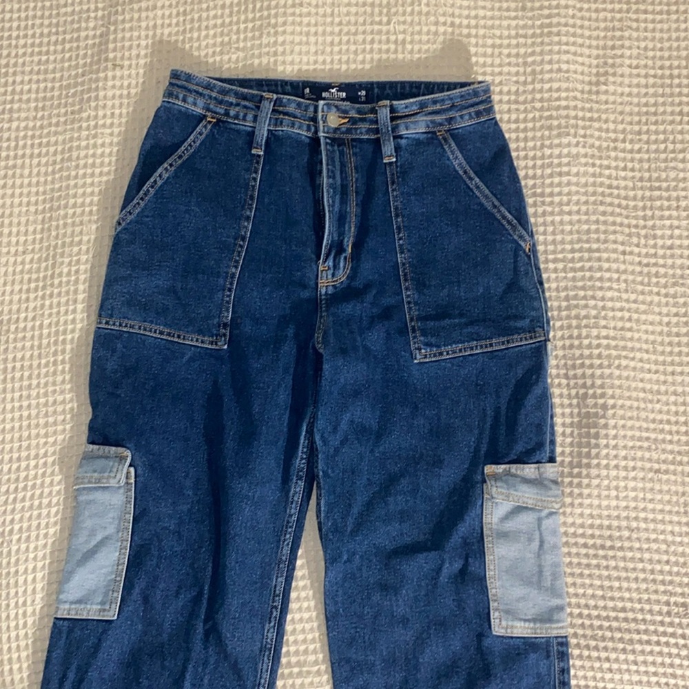 HOLLISTER // Ultra High Rise Dad Jean